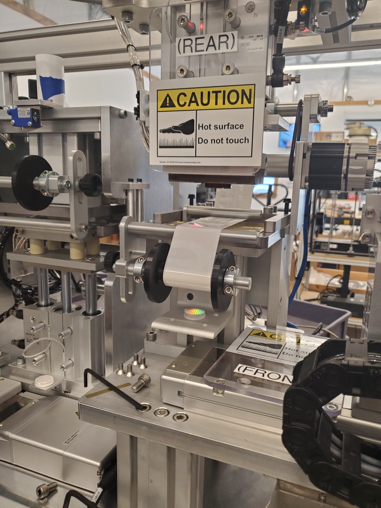 Custom industrial turnkey machine and robotic solutions